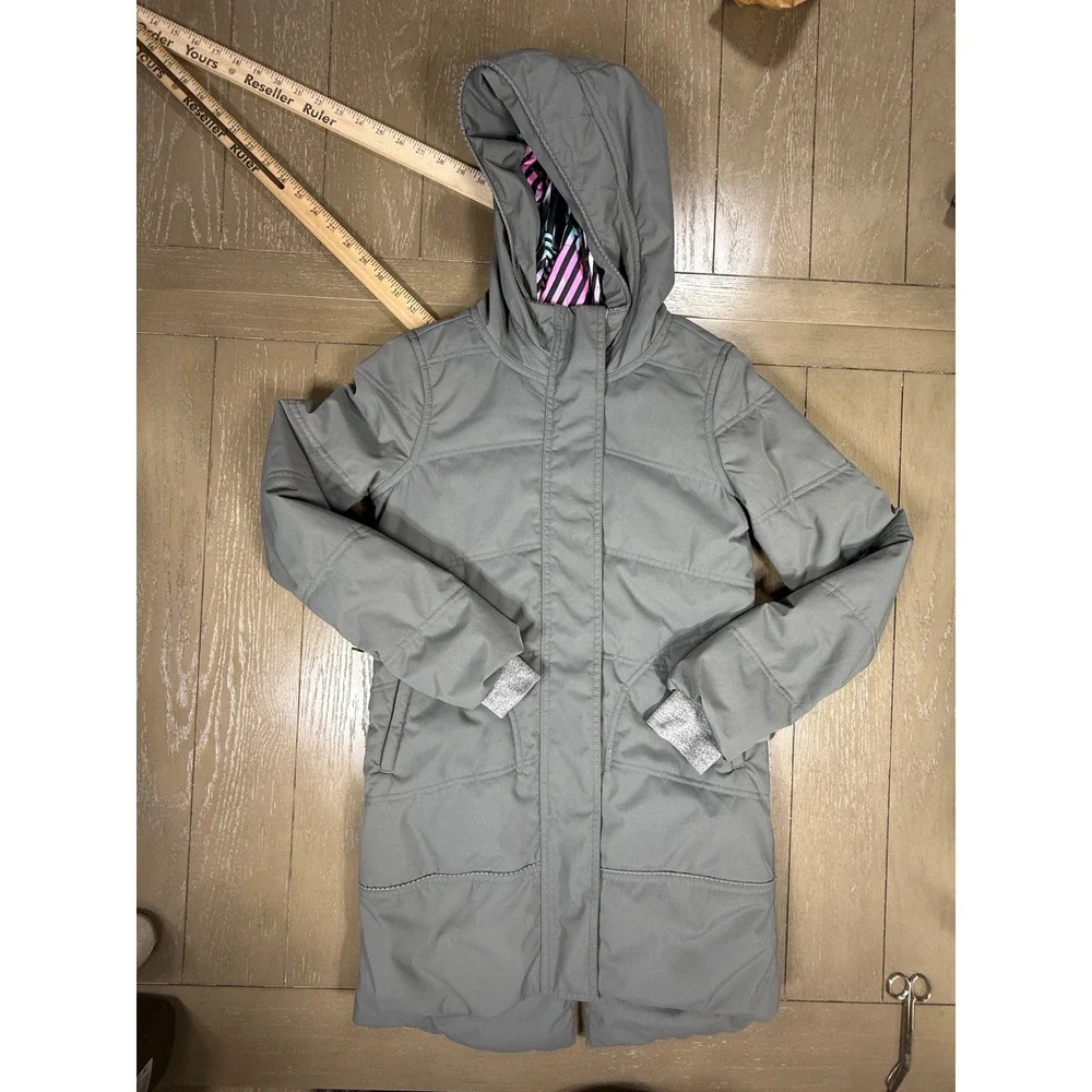 Ivivva Parka Kids Size 10 Gray Insulated Hooded Puffer Jacket